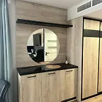 Lux Kasprowicza Z Basenem Silownia