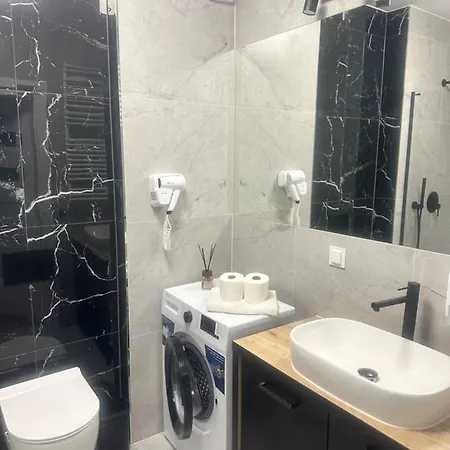 Lux Kasprowicza Z Basenem Silownia Apartment *