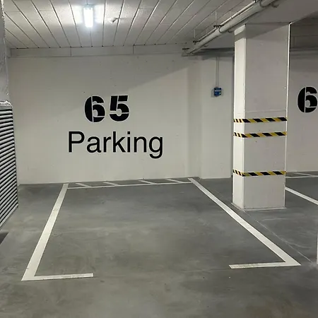 Апартаменти Lux Kasprowicza Z Basenem Silownia *