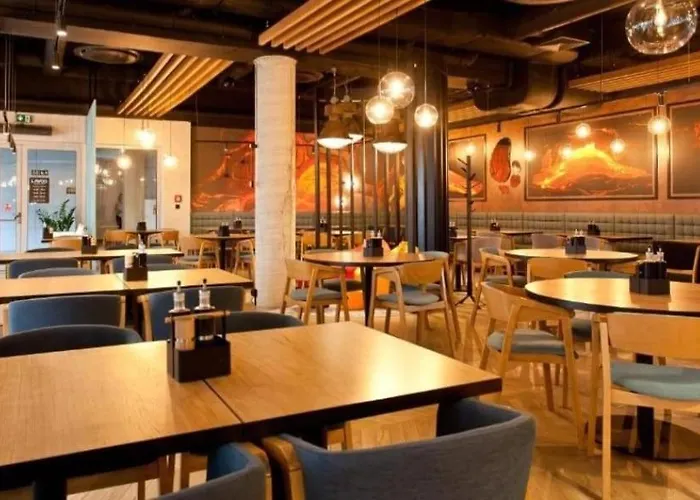 Lux Kasprowicza Z Basenem Silownia