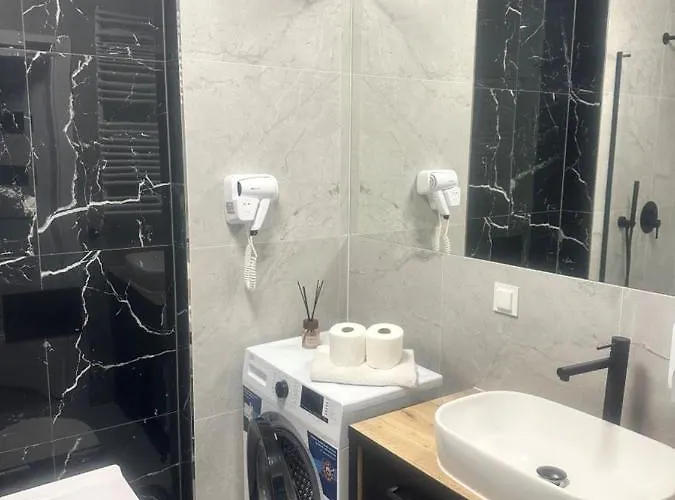 Lux Kasprowicza Z Basenem Silownia Apartment *